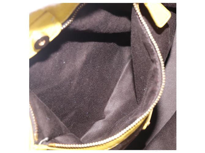 Borsa a mano Miu Miu in pelle Giallo Oro Auth am12779V D'oro - vista 25