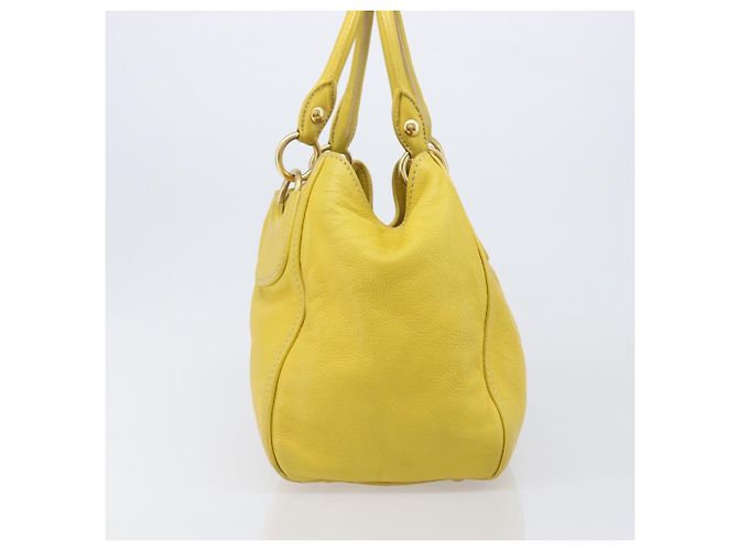 Borsa a mano Miu Miu in pelle Giallo Oro Auth am12779V D'oro - vista 3