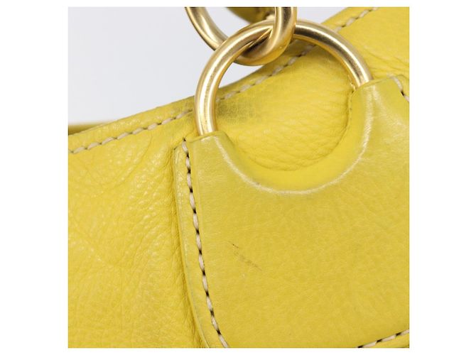 Borsa a mano Miu Miu in pelle Giallo Oro Auth am12779V D'oro - vista 9