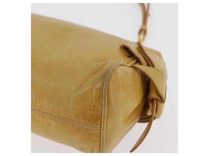 Borsa a tracolla Miu Miu in pelle Giallo Oro Auth 167727A D'oro - vista 20