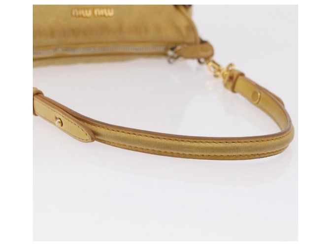 Borsa a tracolla Miu Miu in pelle Giallo Oro Auth 167727A D'oro - vista 8