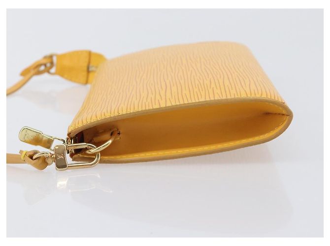 LOUIS VUITTON Epi Pochette Accessoires Pouch Yellow M52989 LV Auth 206757V Giallo - vista 4