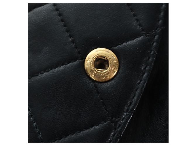 Borsa a tracolla CHANEL Chain Matelasse 23 in pelle d'agnello nera e oro CC Auth BA16032SAV Nero D'oro - vista 24