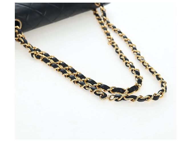 Borsa a tracolla CHANEL Chain Matelasse 23 in pelle d'agnello nera e oro CC Auth BA16032SAV Nero D'oro - vista 8