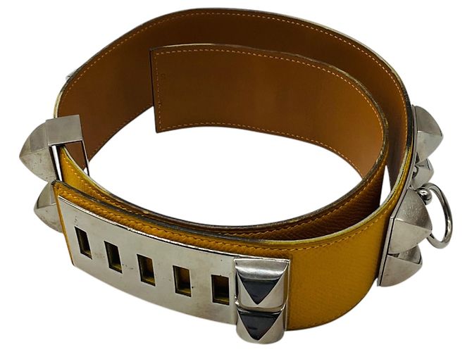 Hermès Cinto Hermes Yellow CDC Collier de Chien 70 em couro Epsom com ferragens em paládio Amarelo - vista 3