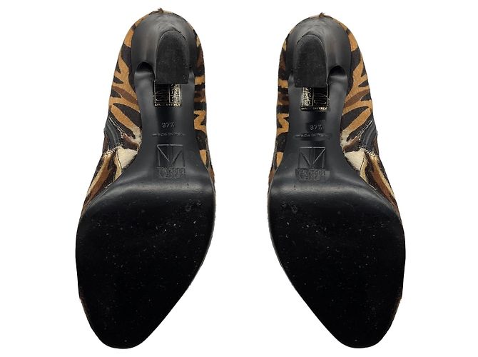 Botines de pelo de becerro con estampado animal tan Tamara Mellon Camello - vista 6