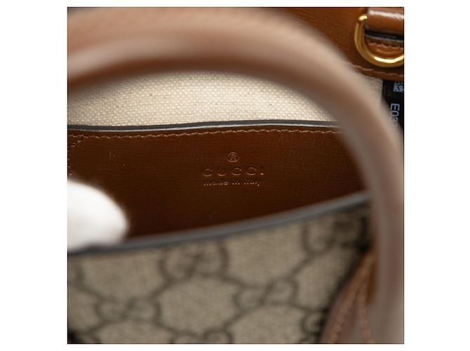 Bolsa Satchel Gucci Mini GG Supreme Interlocking G Bege - vista 5