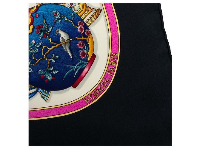 Multi Hermès Qu Importe le Flacon Silk Scarf 90 Scarves Multicolor - vista 3