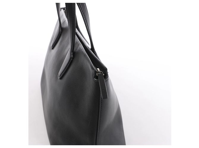 The Row Marcel Schultertasche aus Leder in Black Schwarz - Ansicht 4
