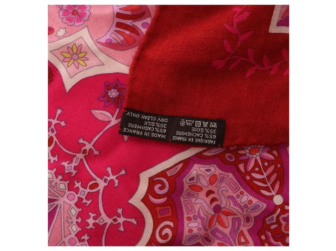 Silk In Hermès Carré Géant "Aux Portes du Palais" Kaschmir & Seide Schal Red x Pink Rot - Ansicht 14