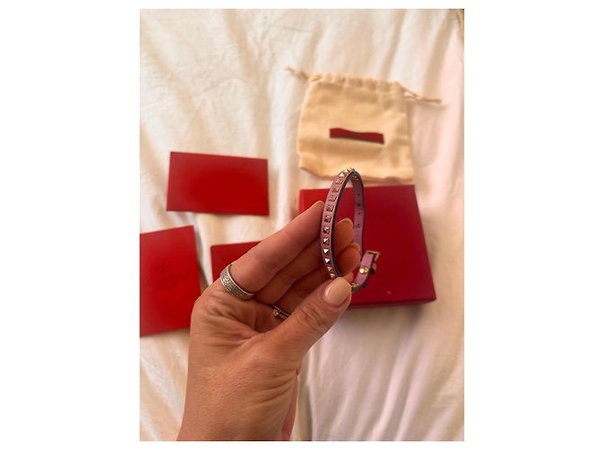 Bracciale Rockstud Valentino Garavani in pelle rosa - vista 3