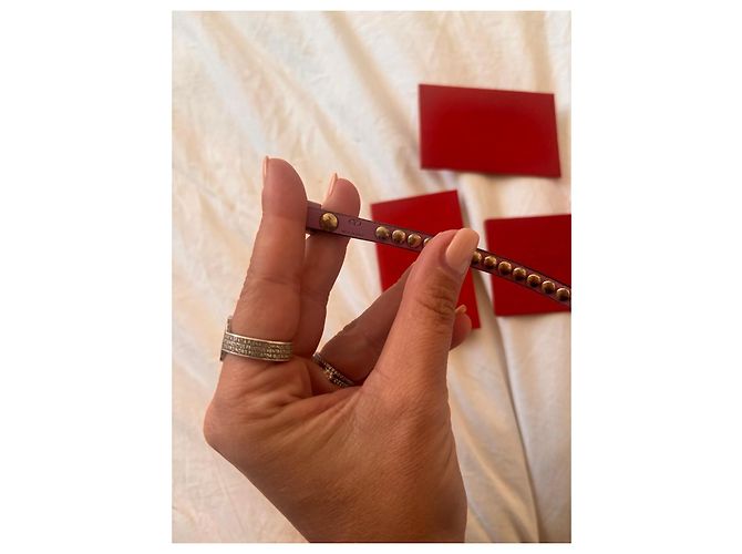 Bracciale Rockstud Valentino Garavani in pelle rosa - vista 4