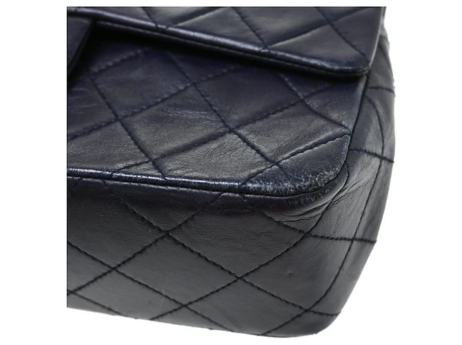 Chanel Vintage Classic Double Flap Quilted Lambskin Medium Bleu Marine - vue 6
