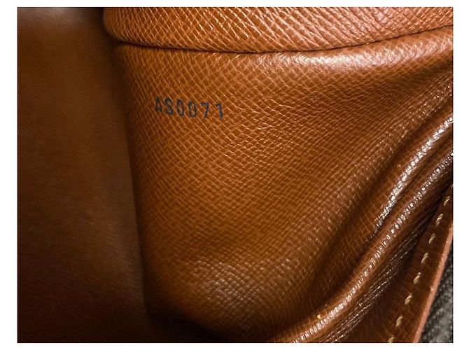 Louis Vuitton Boulogne PM Beige - Ansicht 8