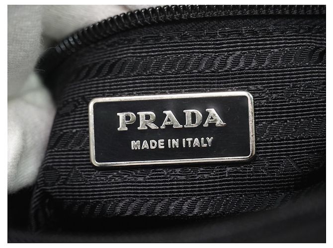 Prada Sac Messenger Matelassé en Tessuto avec Fermeture Éclair Avant Medium Noir - vue 5