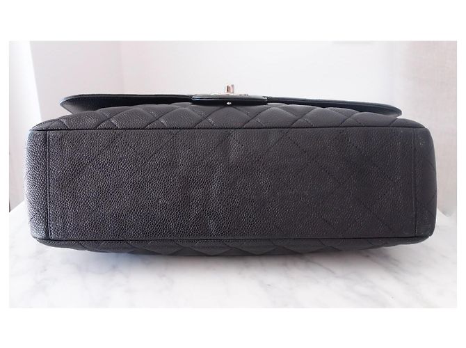 Timeless Bolsa Chanel Classic Flap Maxi Couro Caviar Preto - vista 7