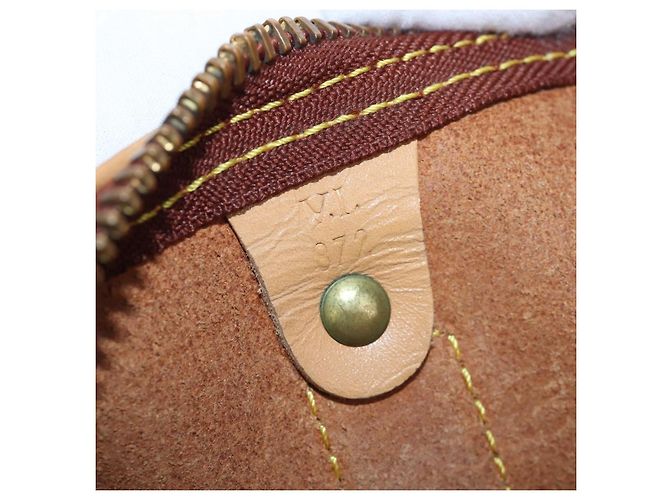 Louis Vuitton Keepall Epi Leather 45 Castaño - vista 7