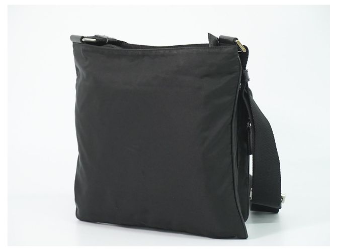 Prada Sac Messenger Medium en Tessuto Matelassé avec Poche Avant Noir - vue 2