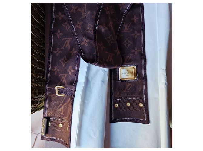 Foulard Louis Vuitton Monogram Marrón Castaño - vista 8