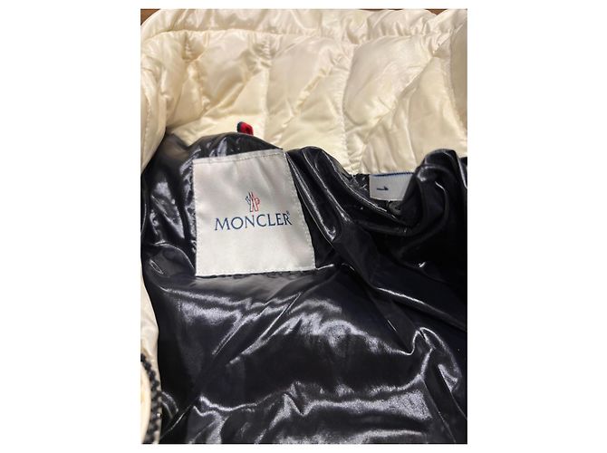 Moncler Casaco Puffer Acolchoado Creme Cru - vista 3