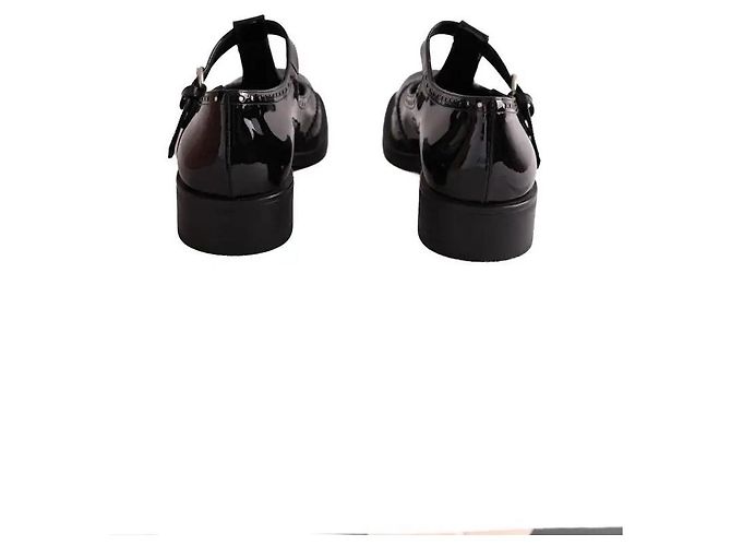 Miu Miu Loafer aus schwarzem Leder - Ansicht 2
