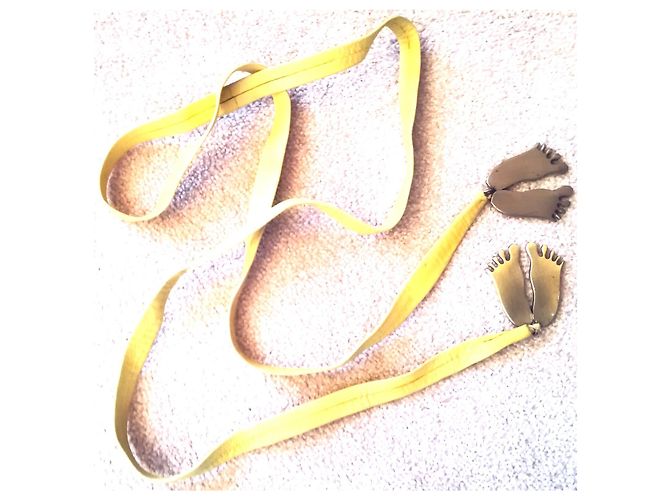 Charles Jourdan BORSA in bellissimo CUOIO giallo e Sottile Tracolla CON una CINTURA Sottile e lunga piccoli piedini in ottone dorato - vista 4