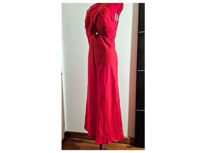 Sandro Langes rotes Kleid - Ansicht 2