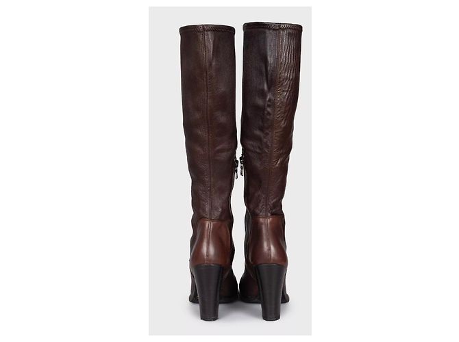 Botas altas Prada de piel marrón con bordado en la puntera, Talla 35.5, De segunda mano - vista 4