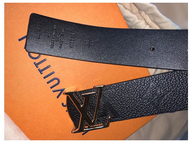 Louis Vuitton Initiales Monogram Belt Black - view 2