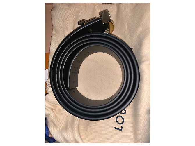 Louis Vuitton Initiales Monogram Belt Black - view 5