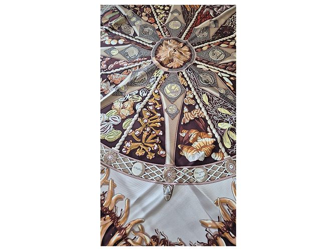 Pañuelo Hermès « Aux Pays des Épices » Castaño Beige Dorado Crudo - vista 4
