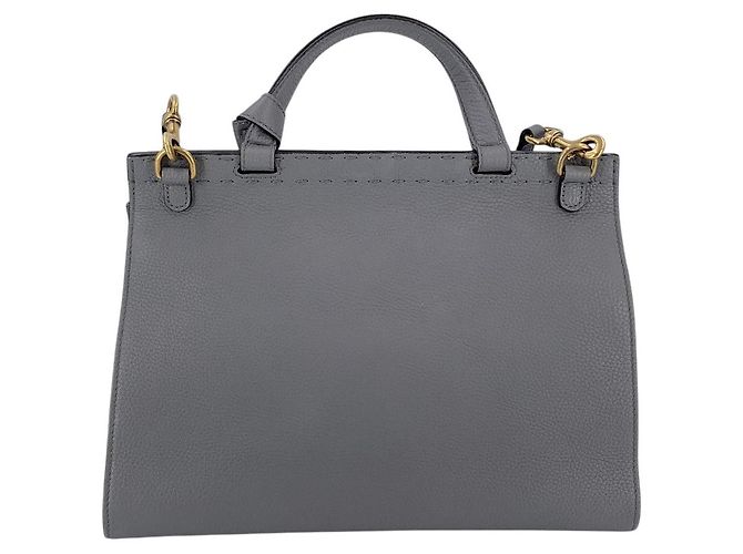 Gucci Borsa a tracolla e a mano 2 vie Marmont con patta in pelle grigia Grigio - vista 3