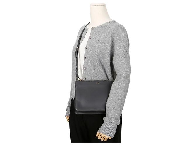 Céline Große Trio Schultertasche in Schwarz - Ansicht 7
