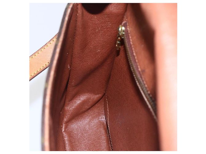 LOUIS VUITTON Monogram Saint Cloud GM Shoulder Bag M51242 LV - vue 24