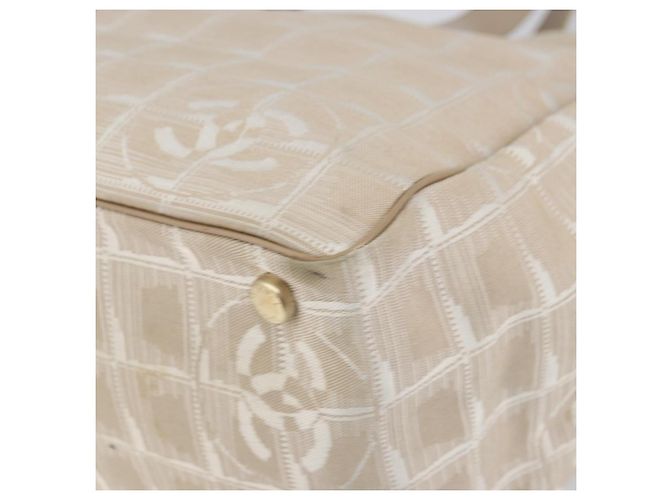 CHANEL New Travel Line Tote Bag Nylon Beige Gold CC - vista 15
