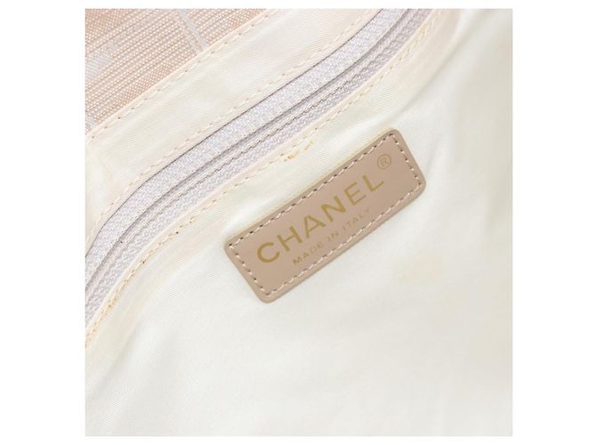 CHANEL New Travel Line Tote Bag Nylon Beige Gold CC - vista 17