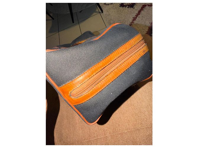 Borsa da viaggio Yves Saint Laurent in tela monogram Marrone Nero - vista 6