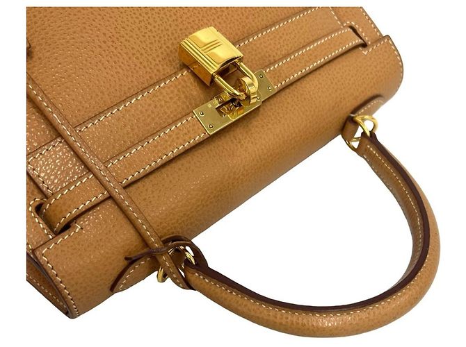 Hermès Bolsa Hermes Kelly 25 Vache Liege Marrom - vista 4
