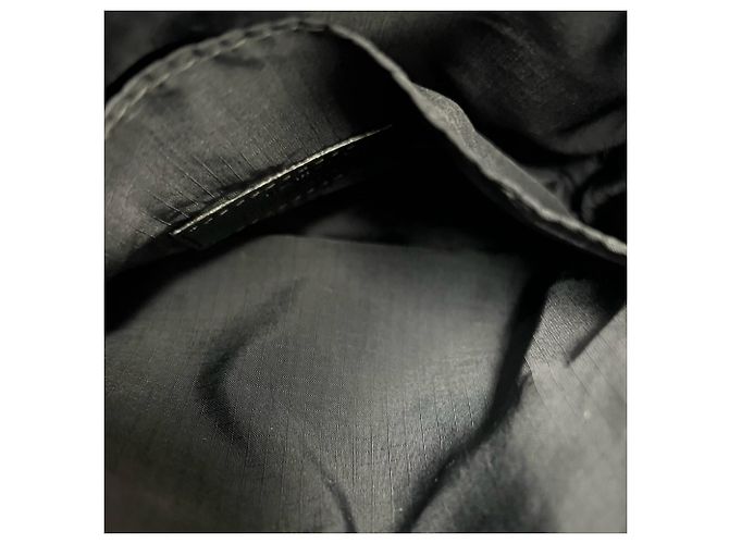 Autre Marque Borsa a tracolla in pelle nera Yves Saint Laurent Nero - vista 10