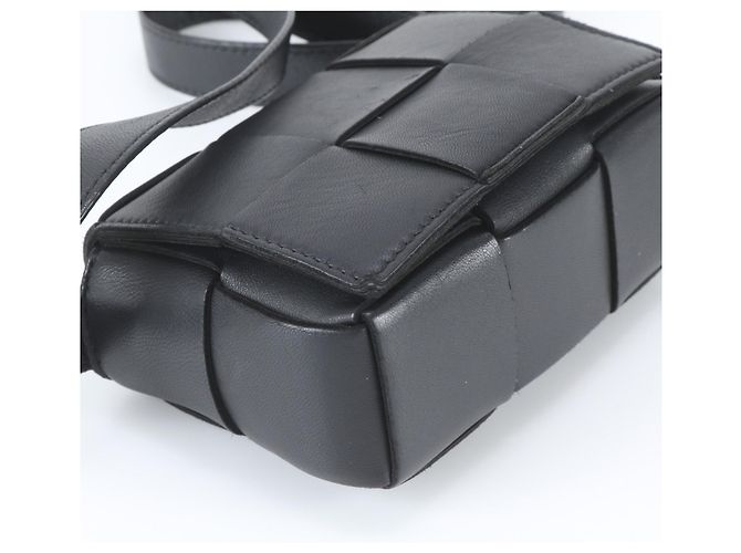 Borsa a tracolla in pelle Bottega Veneta Maxi Intrecciato Candy Cassette Nero - vista 4