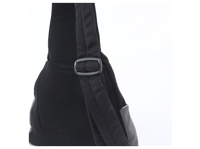 Bolsa de Ombro Miu Miu Archive Preto - vista 2