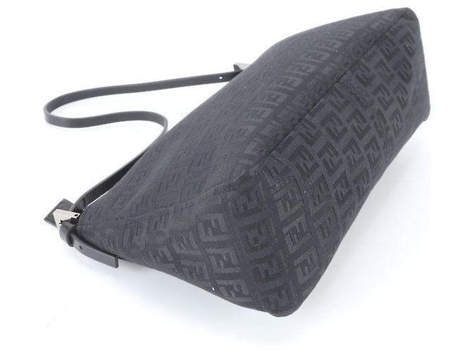 Borsa a tracolla Fendi Zucchino in pelle Nero - vista 4