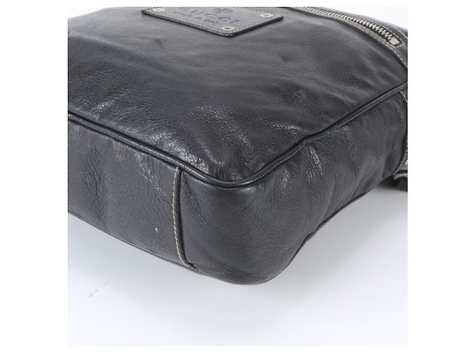 Bolsa de Ombro em Couro Gucci Crest Preto - vista 5
