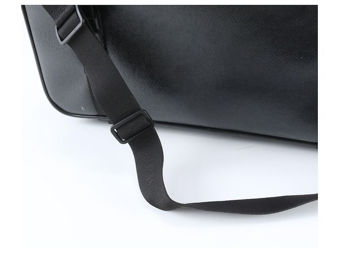 Sac Boston Louis Vuitton Taiga Satellite 53 Gris - vue 3