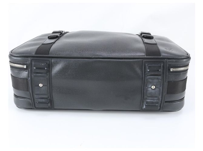 Sac Boston Louis Vuitton Taiga Satellite 53 Gris - vue 7