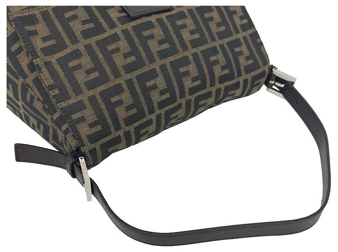 Fendi Mamma Bucket Zucca FF Logo Hardware Schultertasche Braun Schwarz - Ansicht 4