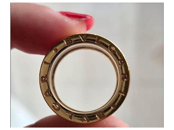 Bulgari Anello B.zero1 in ceramica bianca e oro giallo Bianco D'oro - vista 2