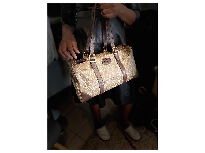 Borsa bowling Nina Ricci in pelle e tela monogrammata Marrone - vista 3