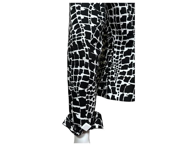 Autre Marque Blazer Elegance Paris Estampado Abstracto Blanco y Negro - vista 6