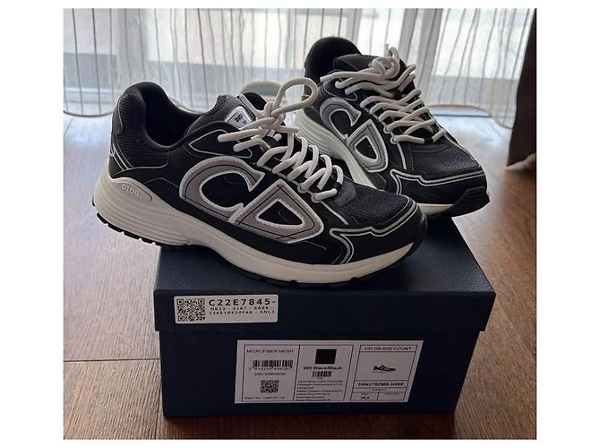 Dior Men’s B30 Countdown Sneaker Black Technical Mesh and Black Technical Fabric Size: 38.5  Complete with box  In very good condition throughout - view 2